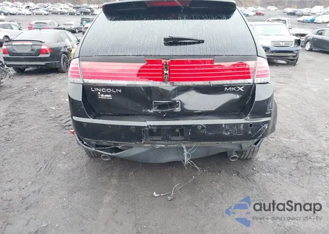 2010 Lincoln Mkx z USA, uszkodzony, nr VIN 2LMDJ6JC1ABJ00683